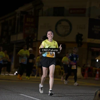 Runner Photo 5596875