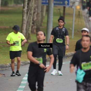 Runner Photo 5596881