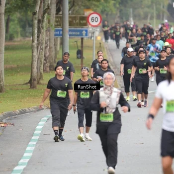Runner Photo 5597654
