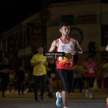 Runner Photo 5597945