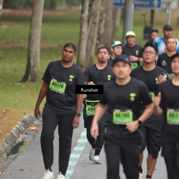 Runner Photo 5597973