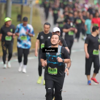 Runner Photo 5598045