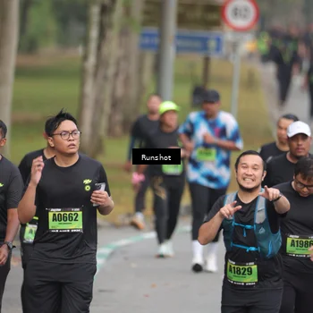 Runner Photo 5598070