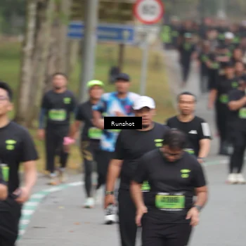 Runner Photo 5598111