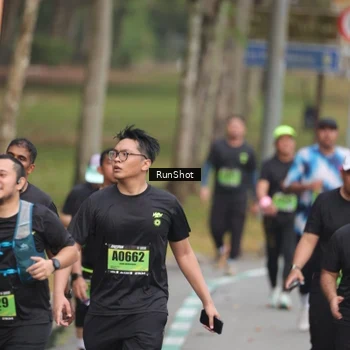 Runner Photo 5598122