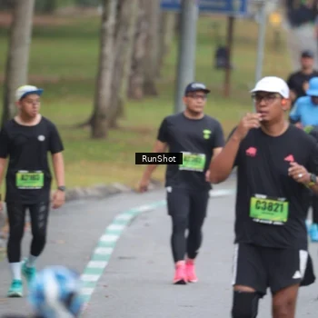 Runner Photo 5598370