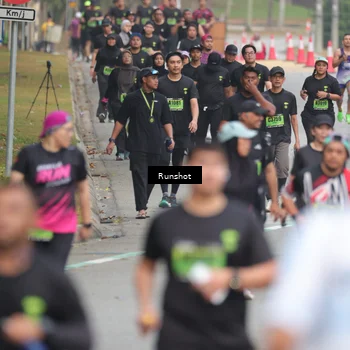 Runner Photo 5598430