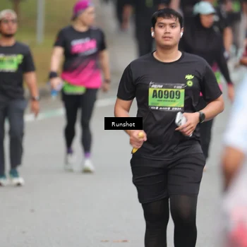 Runner Photo 5598440