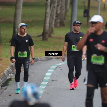 Runner Photo 5598444