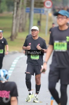 Runner Photo 5598530
