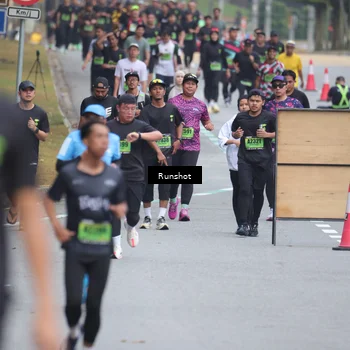 Runner Photo 5598813
