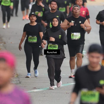 Runner Photo 5598984
