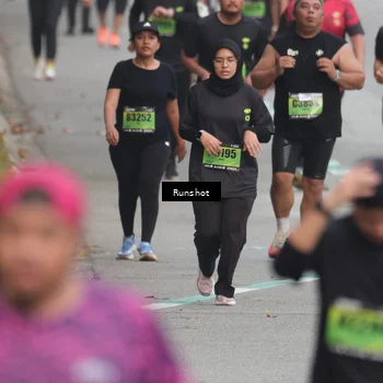 Runner Photo 5598990