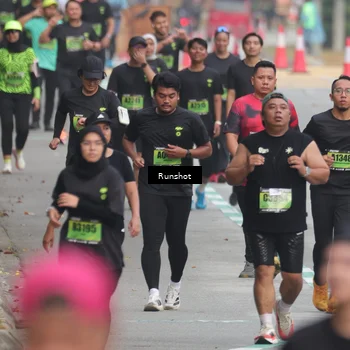 Runner Photo 5599013
