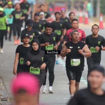 Runner Photo 5599028