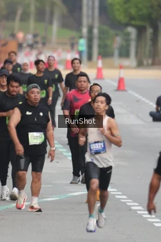 Runner Photo 5599137