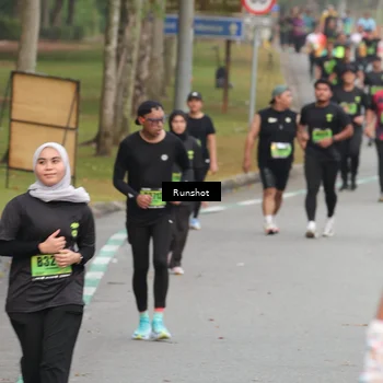 Runner Photo 5599379