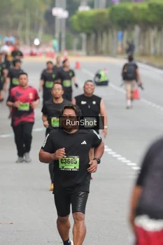 Runner Photo 5599455