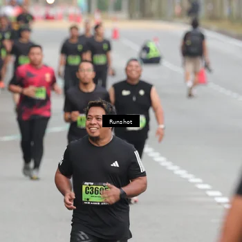 Runner Photo 5599456