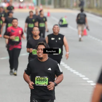 Runner Photo 5599463