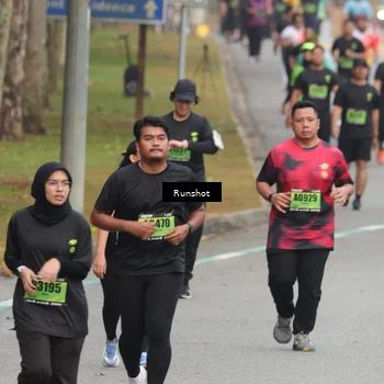 Runner Photo 5599654