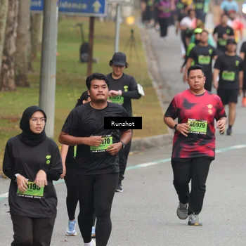 Runner Photo 5599659