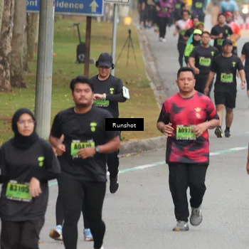 Runner Photo 5599665