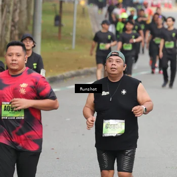 Runner Photo 5599901
