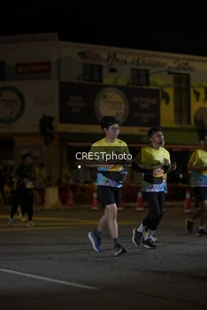 Runner Photo 5600019