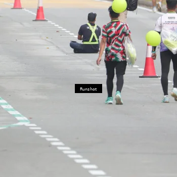 Runner Photo 5600023