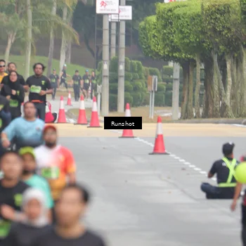 Runner Photo 5600041