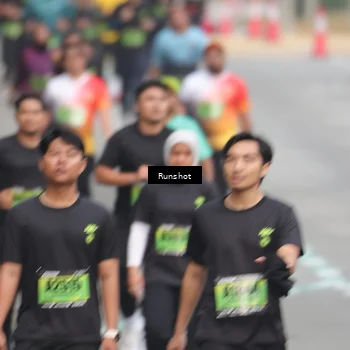Runner Photo 5600045