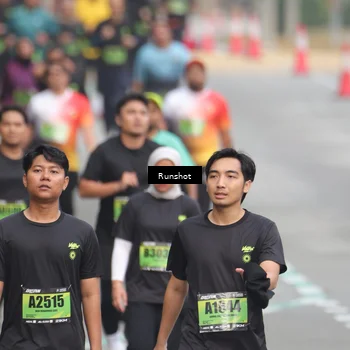 Runner Photo 5600048