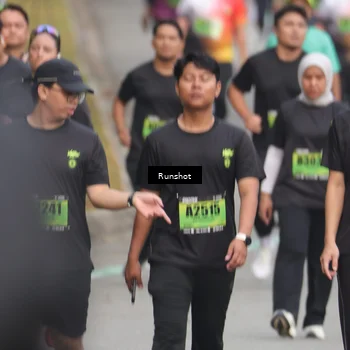 Runner Photo 5600051