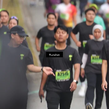 Runner Photo 5600056