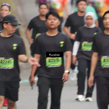 Runner Photo 5600080