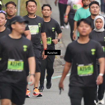 Runner Photo 5600097
