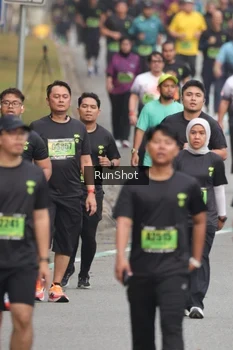 Runner Photo 5600107