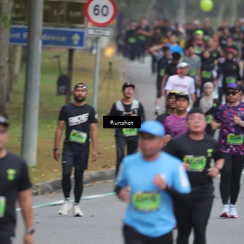 Runner Photo 5600128