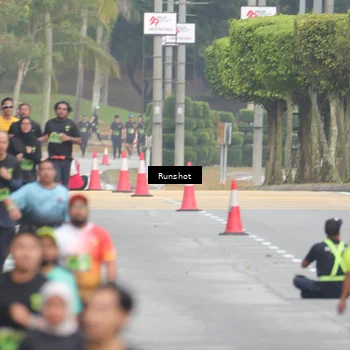Runner Photo 5600199