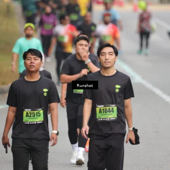 Runner Photo 5600378