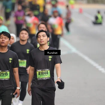 Runner Photo 5600397