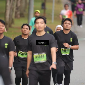 Runner Photo 5600459
