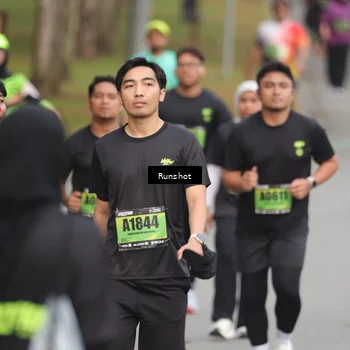 Runner Photo 5600465