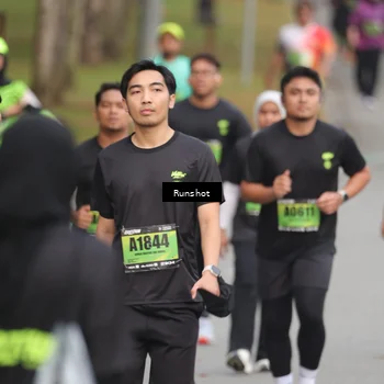 Runner Photo 5600472