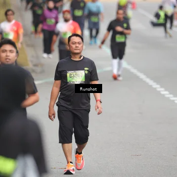 Runner Photo 5600498