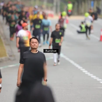 Runner Photo 5600518