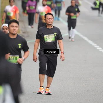Runner Photo 5600537