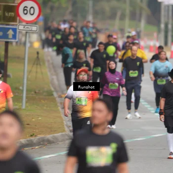 Runner Photo 5600629