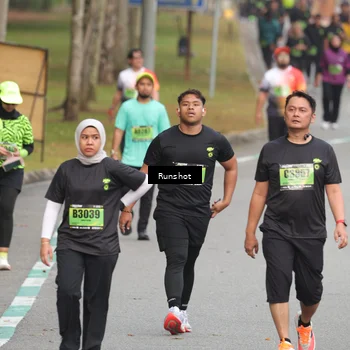 Runner Photo 5600690